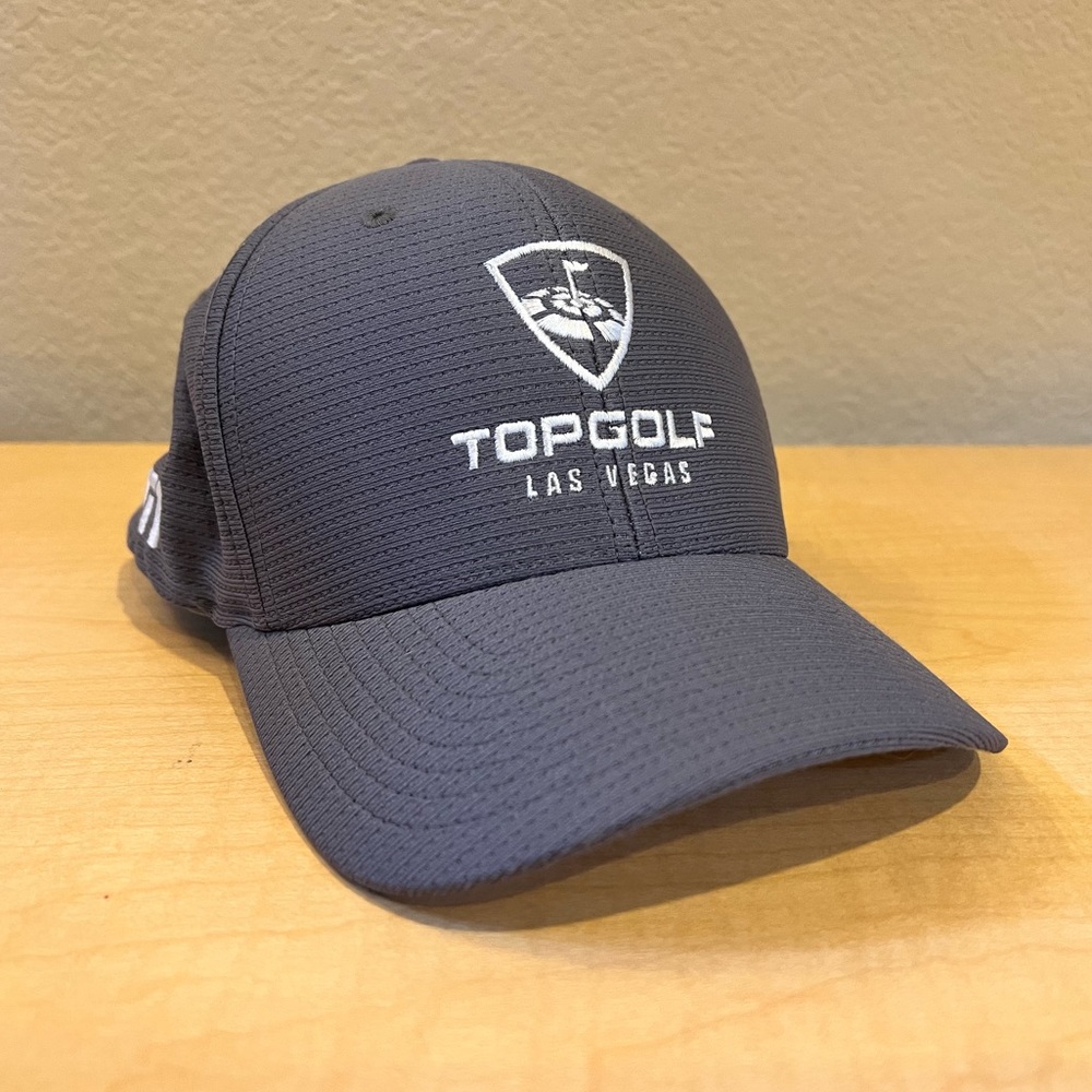 Topgolf Las Vegas Travis Mathew fitted hat s/m gray - Picture 3 of 12